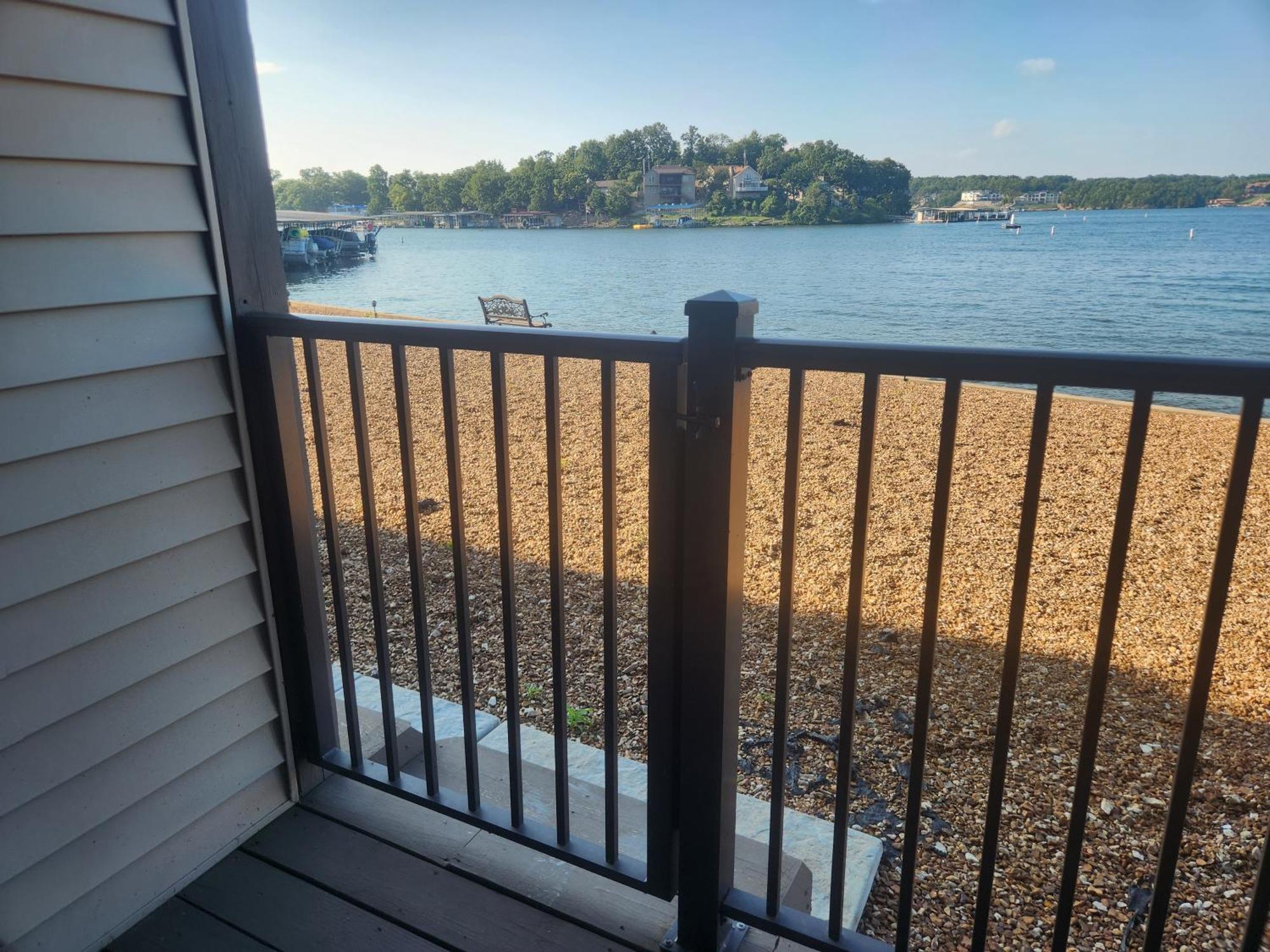 Lakefront Condo With A View Osage Beach Dış mekan fotoğraf